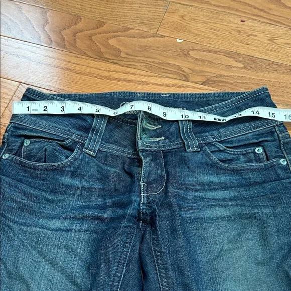 Guess Women's Dark Blue Capri Jeans - Picture 2 of 10